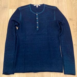 100% Cashmere John Varvatos sweater. Size small. Super soft in great condition.